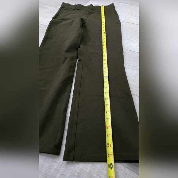 Quince | bootcut pants in olive, size M - Picture 9 of 13